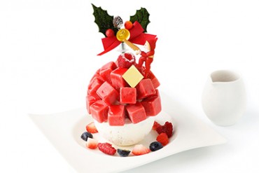グラッシェルからXmas限定カフェメニュー - 紅玉りんごのアップルパイ キャラメルアイス添えなど