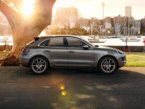 昨年の東京モーターショーで世界初公開された、ポルシェにとって5番目のモデル、Macan(マカン)が日本上陸した