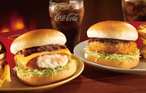 マクドナルドは冬の定番「グラコロ」と「デミチーズグラコロ」を21日から期間限定で発売する。