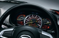 ダイハツ工業が19日に発売した2ドアでオープンタイプの軽自動車「COPEN XPLAY(コペン エクスプレイ)」(写真提供:ダイハツ工業) ダイハツ工業が19日に発売した2ドアでオープンタイプの軽自動車「COPEN XPLAY(コペン エクスプレイ)」(写真提供:ダイハツ工業)