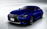 受注好調なレクサスのスポーツクーペ「RC F」(ヒートブルーコントラストレイヤリング、オプション装着車) 受注好調なレクサスのスポーツクーペ「RC F」(ヒートブルーコントラストレイヤリング、オプション装着車)