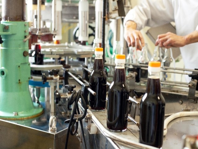 日本気象協会は、食品メーカーや小売販売企業から提供を受けた商品流通情報「販売時点情報管理(POS)データ」を気象データと組み合わせて、どのように需要が変化するかを予測する新サービスを開発した。