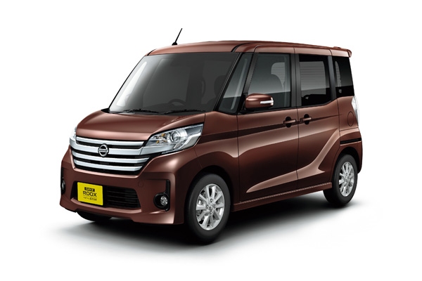 「日産デイズ ルークス」に「エマージェンシーブレーキ」を搭載した特別仕様車「Vセレクション+SafetyⅡ(プラスセーフティツー)」（写真提供：日産自動車）