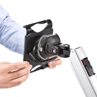 液晶モニターとiPad・タブレットを横に並べて設置可能で、高さ調節もできるデュアル液晶モニターアーム『液晶モニター・タブレットアーム 100-LA028』