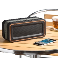 水しぶきを気にせずに使用できる防水規格IPX5を取得したBluetoothスピーカー『Bluetoothスピーカー 400-SP054』