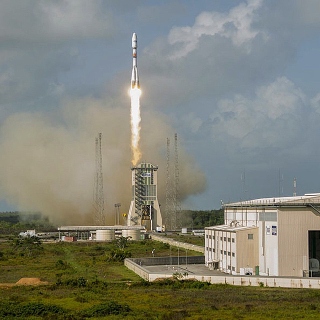 ソユーズST-B/フレガートMTロケット、通信衛星O3bの打ち上げに成功（Image credit Arianespace）