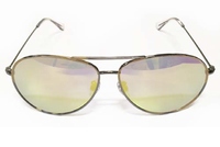 ジェイアイエヌはが自主回収するサングラス（同社の発表資料より）