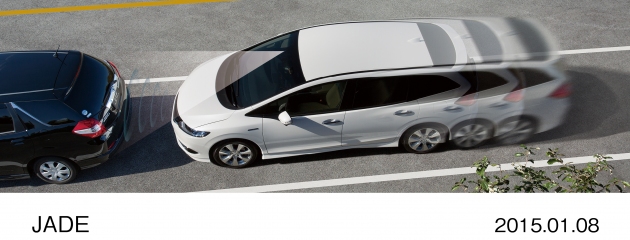 新型乗用車「ジェイド」の衝突軽減ブレーキ「CMBS」作動イメージ（写真提供：ホンダ）
