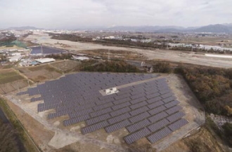 グリーン・コミュニティの実現を目指し国内外でメガソーラー発電所の開発に注力する日本アジアグループ＜３７５１＞（東マ）傘下のＪＡＧ国際エナジーは、このたび「東近江ソーラーウェイ」を完成させた。