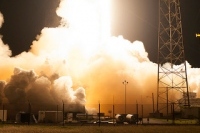 ファルコン9ロケット、ドラゴン補給船の打ち上げに成功　回収試験は失敗（Image credit: NASA）