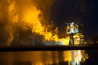 NASA、スペースシャトルのエンジンの燃焼試験を実施　次世代ロケットに向けて（Image credit: NASA）