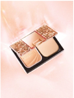 資生堂から“素肌を美しく見せる”という新発想のファンデーションが登場します。