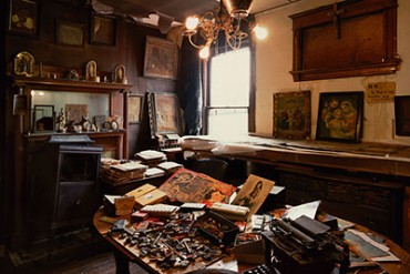 写真展「ヘンリー・ダーガーの部屋」が新宿で開催 - 撮影は北島敬三