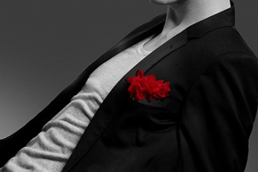 京都の伝統工芸「絞り」から生まれたポケットチーフ「カザーロ」、伊勢丹メンズ＆バーニーズで発売