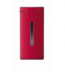 国内通信事業者では初となる4G LTEに対応したAndroid 4.4搭載のauケータイ「AQUOS K」（写真提供：KDDI）