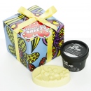 男性のみなさん、毎年ホワイトデーのお返しに悩んでいませんか?そんなあなたにぜひチェックしていただきたい期間限定商品の登場です!