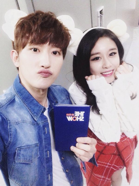 SUPER JUNIOR-Mのチョウミが、T-ARAのジヨンとのキュートなツーショットを公開した。写真：チョウミのツイッター