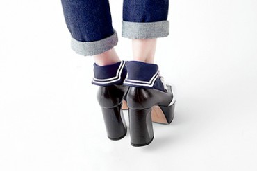 “シャツ型靴下”のエリマキ ソックス、セーラー服など3モデルが登場