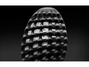 アディダスジャパンは、ミッドソールにブーストフォームを100%使用した最新のランニングシューズ「ウルトラ ブースト」を2月に発売する。