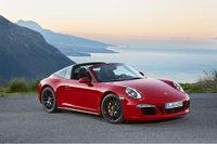 ポルシェジャパンが予約受注を開始した「911タルガ4GTS」（写真：同社発表資料より）
