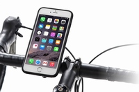 「サンワダイレクト」は、左右180度・上下90度の角度調節が可能で急な雨でもiPhoneを守るシリコン製前面カバー付きのiPhone 6/6Plus専用ホルダー『自転車用iPhone 6専用ホルダー 800-BYPDA1BK』を発売した。