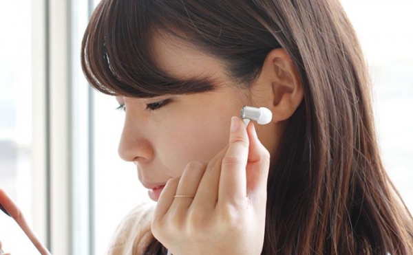 Hameeは、低音・高音の2WAYイヤホン『トーンコントロールアルミイヤホン』を新発売しました。