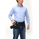 腰に取り付けることでカメラ本体が邪魔にならず、素早くカメラを構えることができるベルト一体型のカメラホルダー『カメラホルスター200-BELT008』 腰に取り付けることでカメラ本体が邪魔にならず、素早くカメラを構えることができるベルト一体型のカメラホルダー『カメラホルスター200-BELT008』