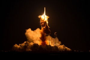 改良型アンタレス・ロケット、2016年3月1日の打ち上げ目指す(Image credit: NASA) 改良型アンタレス・ロケット、2016年3月1日の打ち上げ目指す(Image credit: NASA)
