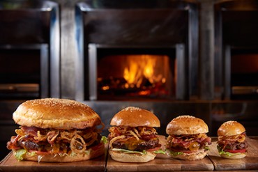 直径20cmのハンバーガーがグランド ハイアット 東京に登場！ラムやメキシカン、和牛バーガーも