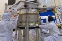 小惑星探査機オシリス・レックス、システム統合審査を通過（Image credit: Lockheed Martin）