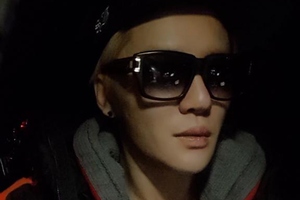 JYJのジュンスが登山ファッションを披露した。写真：ジュンスのツイッターより