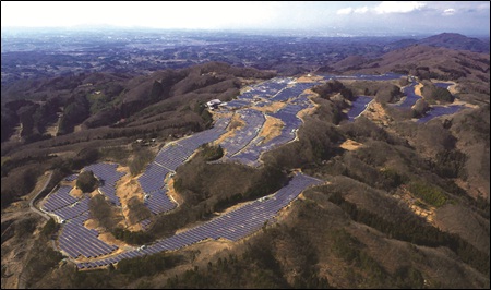 サニーソーラー福島中央発電所全景（JFEエンジニアリングの発表資料より）