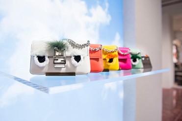 フェンディが日本上陸50周年イベント開催 - 東京・大阪・福岡で「ピーカブー」60バリエーション展開