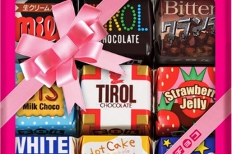 チロルチョコは、母の日企画のチロルチョコ『チロルチョコ<プレゼントミックス>』を、3月30日に発売する。