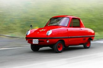 走行中の「ダットサン・ベビイ」（日産の発表資料より）