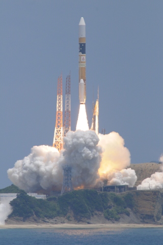 H-IIAロケット、情報収集衛星光学5号機の打ち上げに成功（Image credit: JAXA）