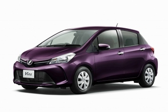 トヨタ自動車が4月に発売する特別仕様車「F“Smart Style」（1.3L・2WD／ボルドーマイカメタリック／トヨタの発表資料より）