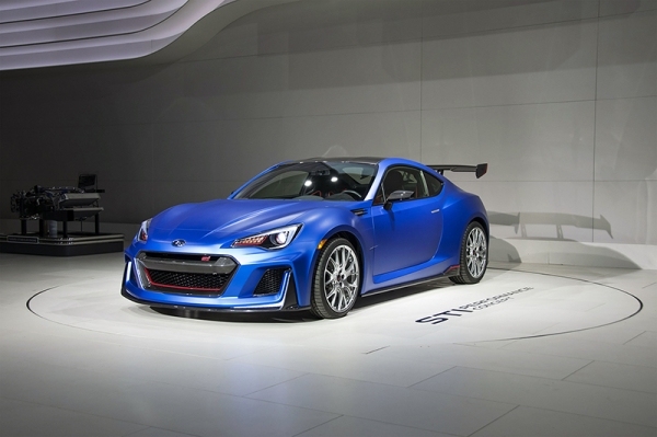 富士重工業が2015年ニューヨーク国際自動車ショーで初公開した「STIPerformance Concept」（写真提供：富士重工業）