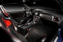 富士重工業が2015年ニューヨーク国際自動車ショーで初公開した「STIPerformance Concept」（写真提供：富士重工業）
