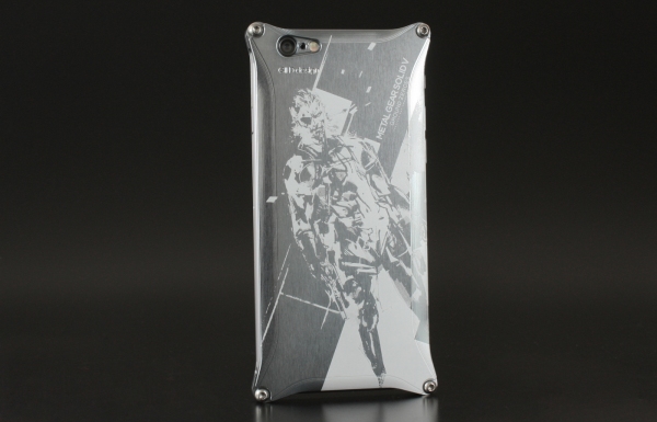 METAL GEAR SOLID V: Snake ver. ケース本体：グレー／ボルト：ステンレス（ギルドデザインの発表資料より）
