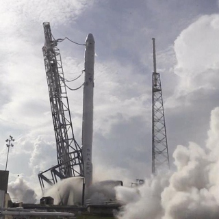 ファルコン9ロケット、4月14日早朝に打ち上げ　第1段機体回収試験に再挑戦（Image credit: SpaceX）