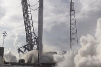 ファルコン9ロケット、4月14日早朝に打ち上げ　第1段機体回収試験に再挑戦（Image credit: SpaceX）