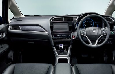 新型コンパクトワゴン「SHUTTLE（シャトル）」（写真提供：ホンダ）