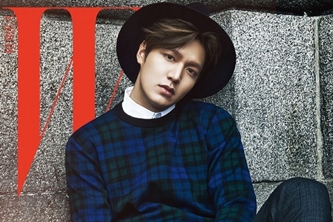 俳優イ・ミンホが、韓国ファッションマガジン「W KOREA」(ダブリューコリア) 5月号の表紙を飾った。写真提供：スターハウス