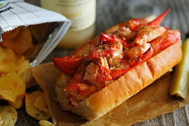 NY発のロブスターロール専門店「ルークス」日本初上陸、表参道に1号店