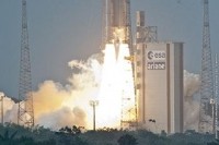 アリアン5ロケット、通信衛星ソー7とシクラル2の打ち上げに成功（Image credit: Arianespace）