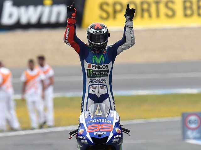 レースは始終J・ロレンソの独走状態で進み、J・ロレンソは2番手のM・マルケスに5.576秒という大差をつけて圧勝した