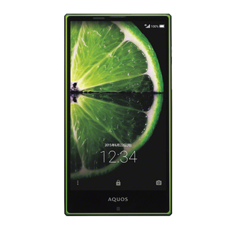 AQUOS SERIE（写真提供：KDDI）