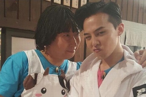 BIGBANGのG-DRAGONとお笑いタレントパク・ミョンスが久々に近況を伝える温かい写真を公開した。写真：パク・ミョンスのインスタグラム