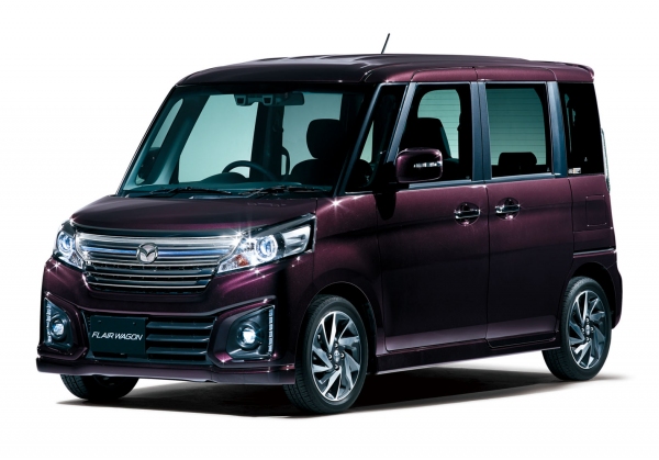 マツダ フレアワゴン「カスタムスタイルXS」（写真提供：マツダ）